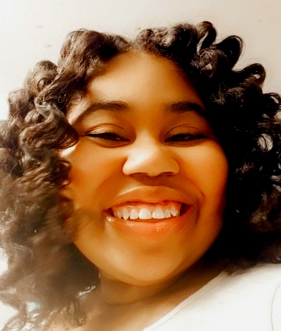 Portrait of Samira Ray, smiling